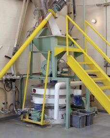 Vibratory Screener Improves Feed Consistency for Dry Pasta Production