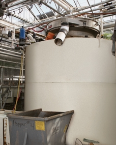 Vibratory Screener Solves a Water-Recycling Problem for a Wholesale Greenhouse