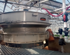Vibratory Screener Solves a Water-Recycling Problem for a Wholesale Greenhouse